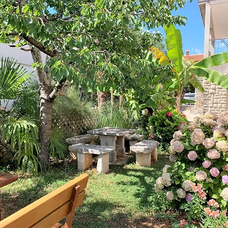 דירה Sunny With Large Balcony By Mihaela